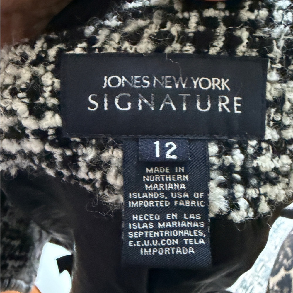 Jones New York Signature Black and White Tweed Jacket Size 12 - Picture 4 of 11